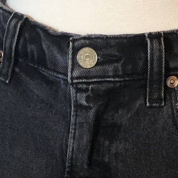 Abercrombie & Fitch The Mom Short High Rise Black 28 6 M - Picture 3 of 9